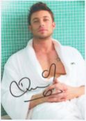 Duncan James Music Signed 12 x 8 Colour Photograph. Good condition. All autographs come with a