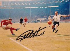 Geoff Hurst, 1966 World Cup Hat Trick Hero, 7x5 inch Signed Photo. Good condition. All autographs