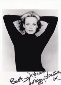 Twiggy Lawson, Great Model and Actress, 6x4 Signed Photo. Good condition. All autographs come with a
