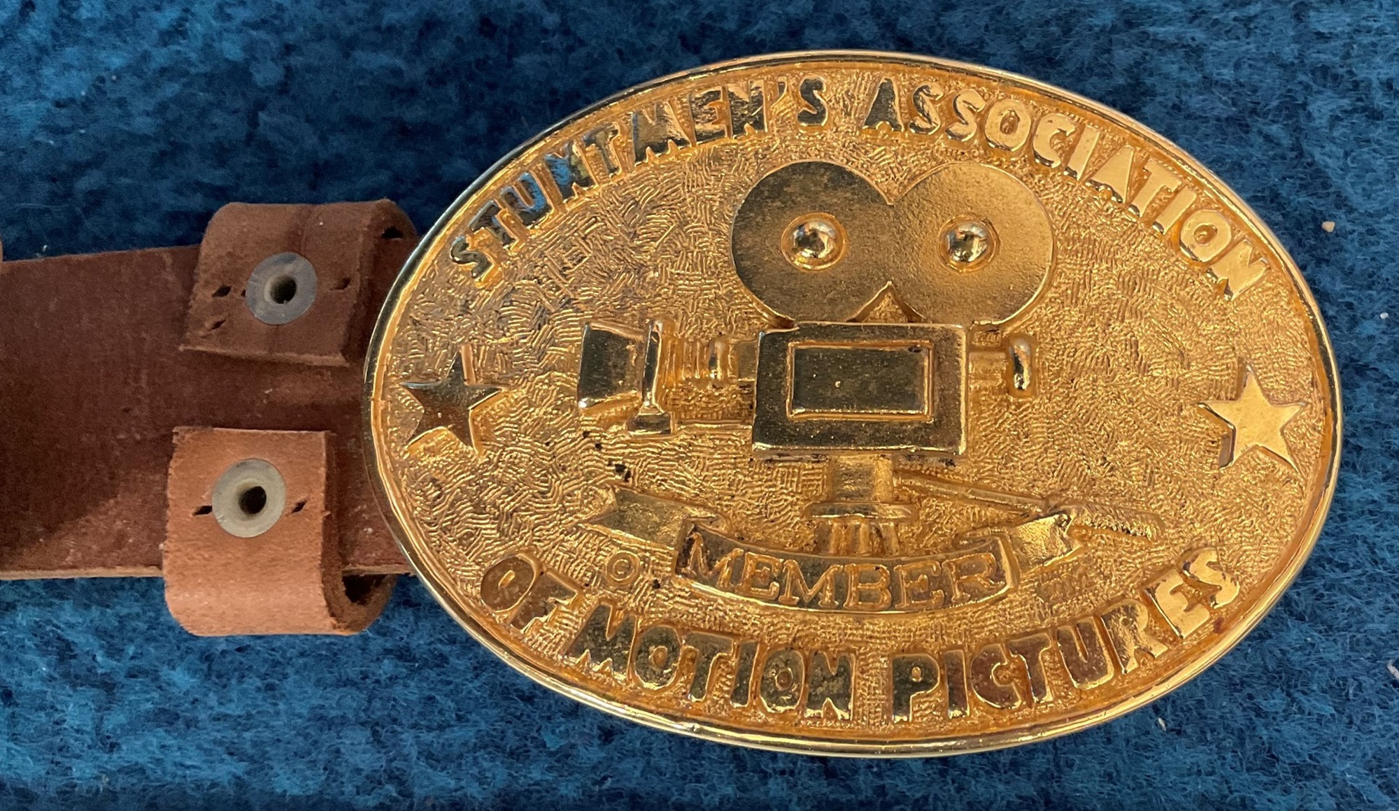 Rare Stuntmans Belt and Plaque for the 2004 World Stunt Awards. The Belt is heavy oval shape 3 1/2 - Image 2 of 2