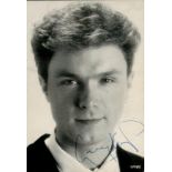 Music Gary Kemp signed 6x4 black and white photo. Gary James Kemp (born 16 October 1959) is an