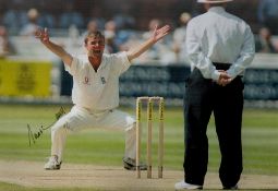 Sport Cricket Legend Phil Tufnell Signed 17x12 Colour Print. Print Shows Tufnell Celebrating