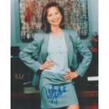 Calista Flockhart signed 10x8 colour photo. Calista Kay Flockhart (born November 11, 1964)is an