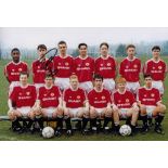 Football Autograph GARY NEVILLE 12 x 8 photo Col, depicting an iconic image showing Neville and