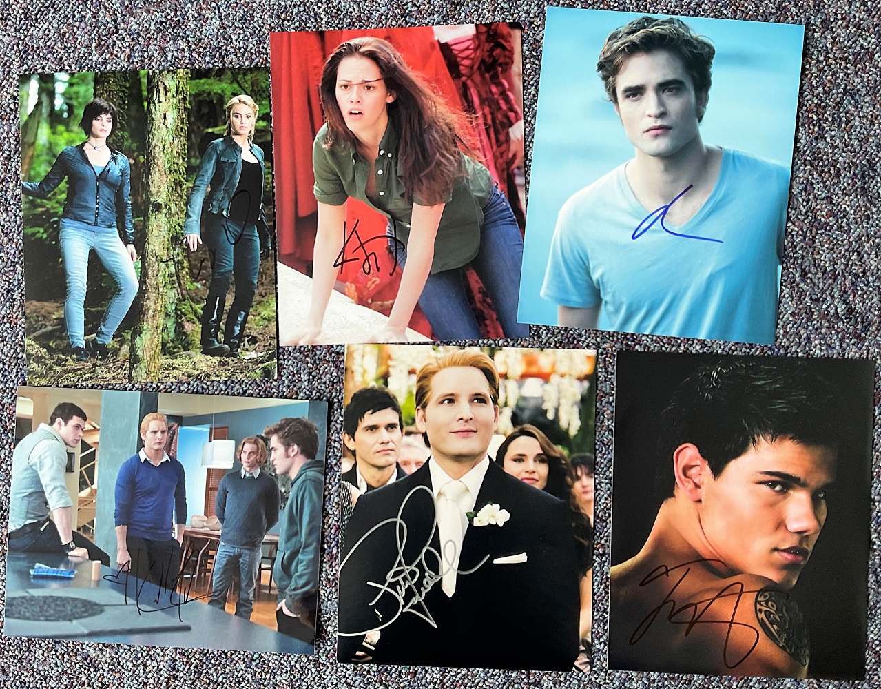 Twilight Collection of signed photographs. 6 Signed photos include signatures from: Nikki Reed,