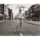 Twiggy, stunning 8x10 photo signed by 60's fashion icon Twiggy pictured standing on the Kings