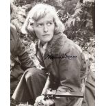 Carve Her Name With Pride, classic British war movie 8x10 photo signed by actress Virginia