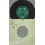 Helen Shapiro signed record sleeve includes Columbia 45rpm Walkin Back to Happiness. Good condition.