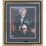 Tony Bennett signed 14x12 approx. mounted and framed colour photo. Anthony Dominick Benedetto (