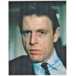 Actor, Edward Fox signed 10x8 colour photograph. Fox is known for his role of M in the unofficial