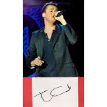 Keane lead Singer, Tom Chaplin signature piece featuring a 10x8 colour photograph and a signed white