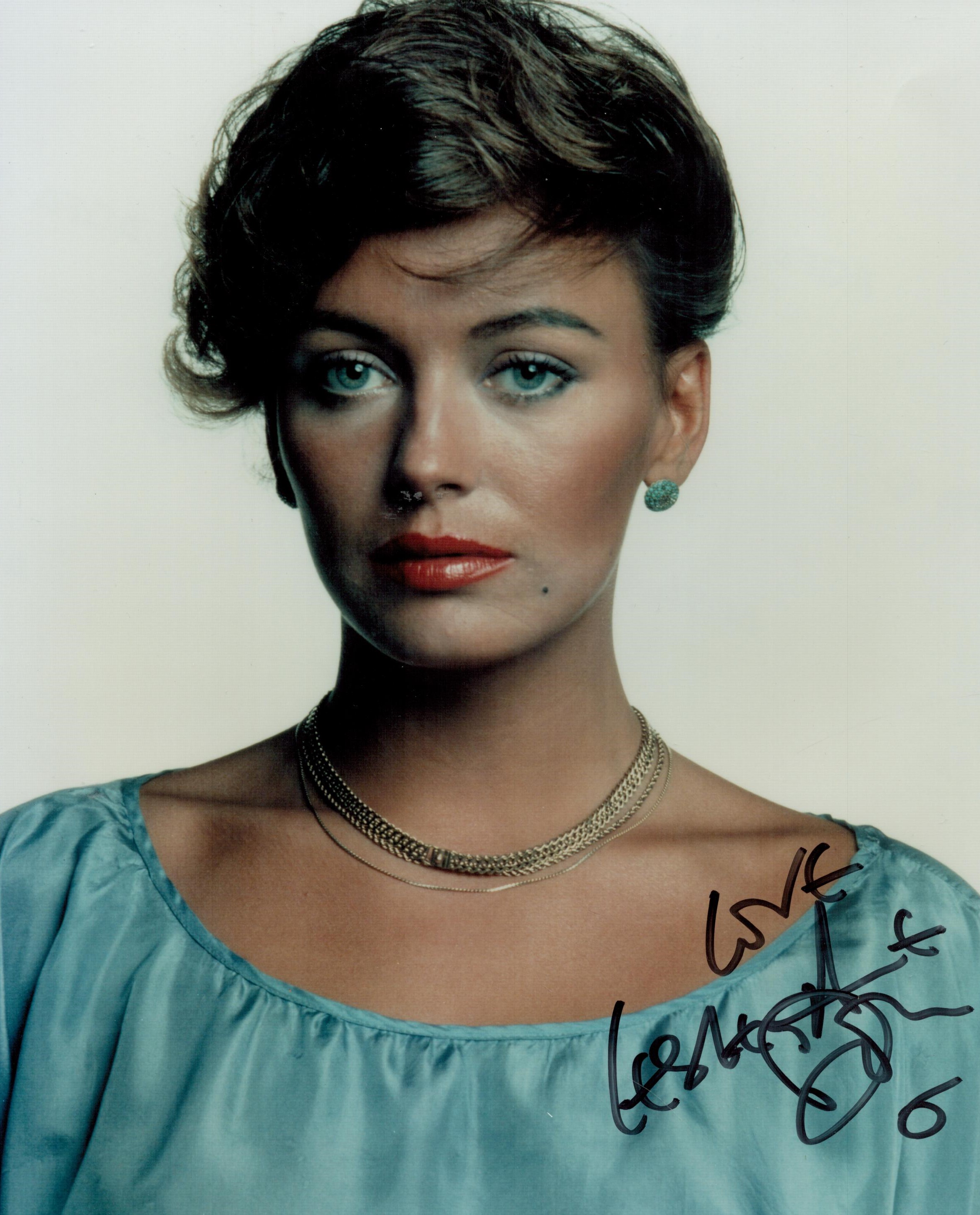Leslie-Anne Down signed 10x8 colour photo. Down is a British actress, singer and former model. She