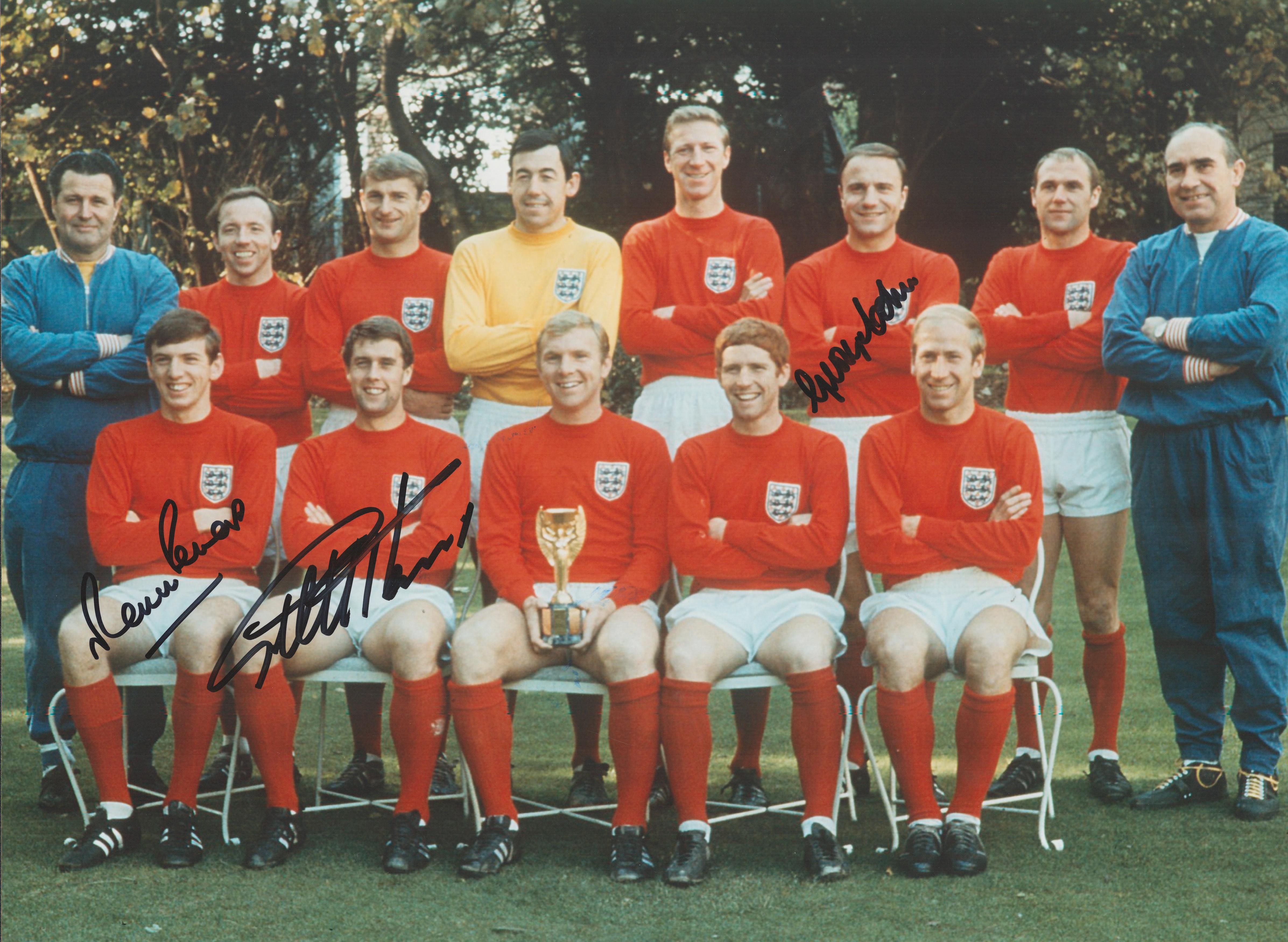 Football Sir Geoff Hurst, Martin Peters and George Cohen signed 16x12 England 1966 World Cup Winners