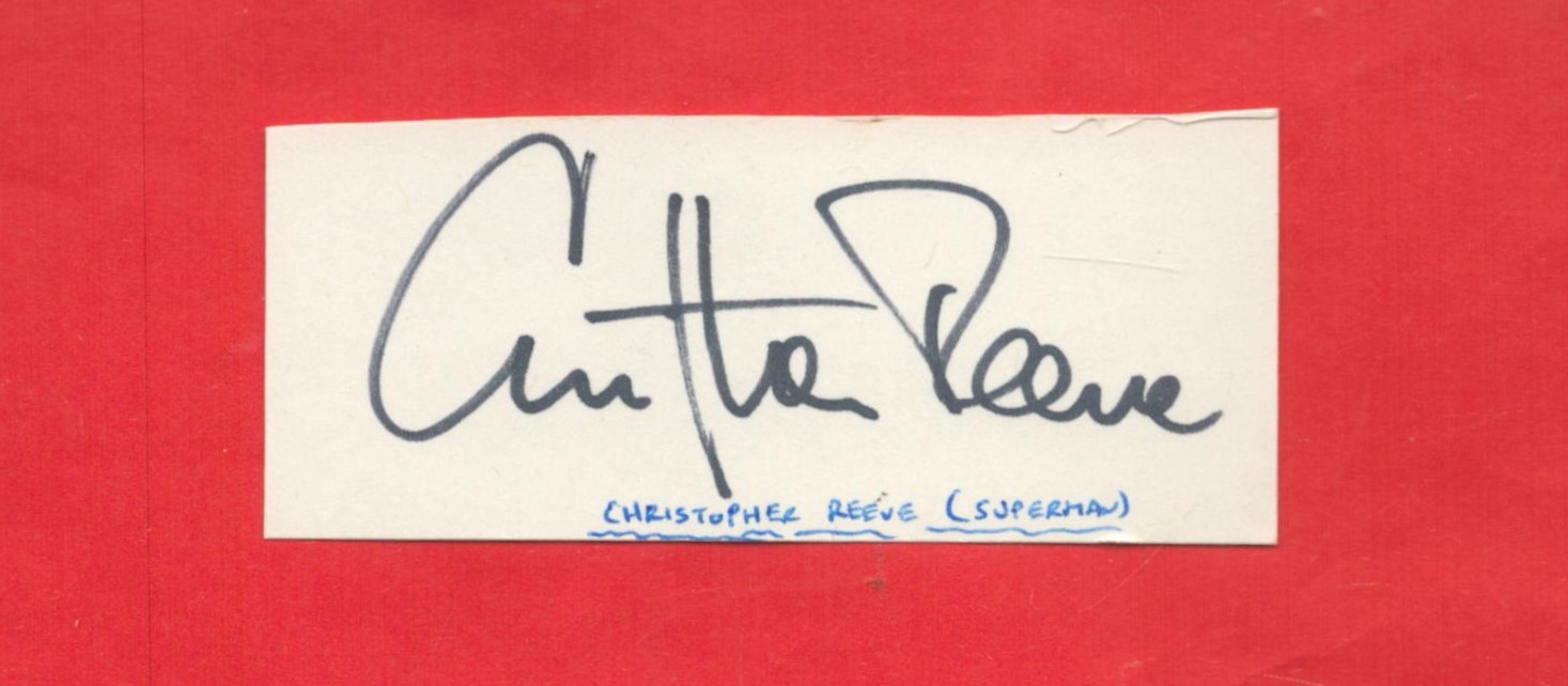 Superman Christopher Reeve signed small white card. Good condition. All autographs come with a