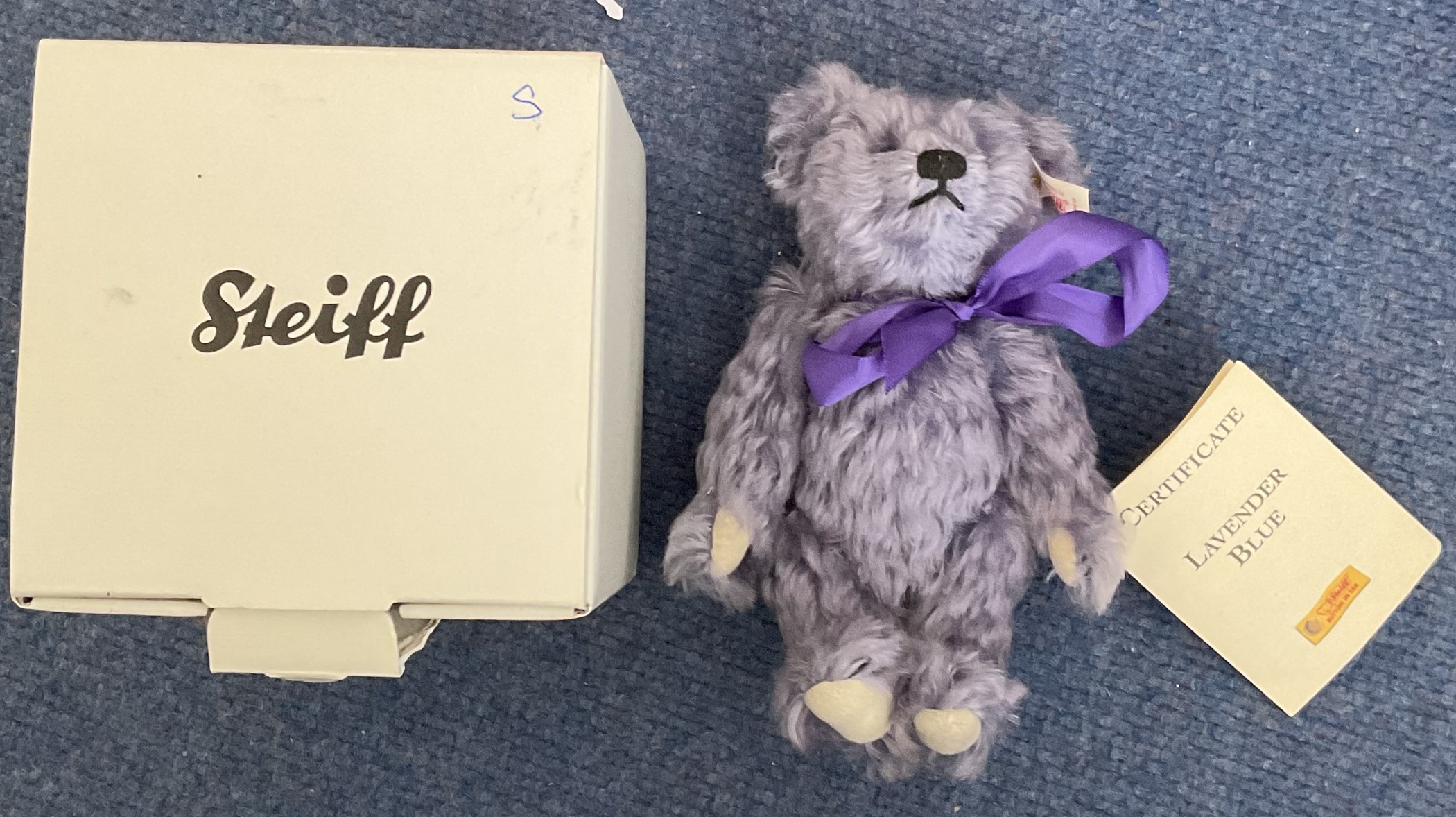 Steiff Teddy Bear limited edition 02587. Lavender blue 16cm. Come with original box. With purple