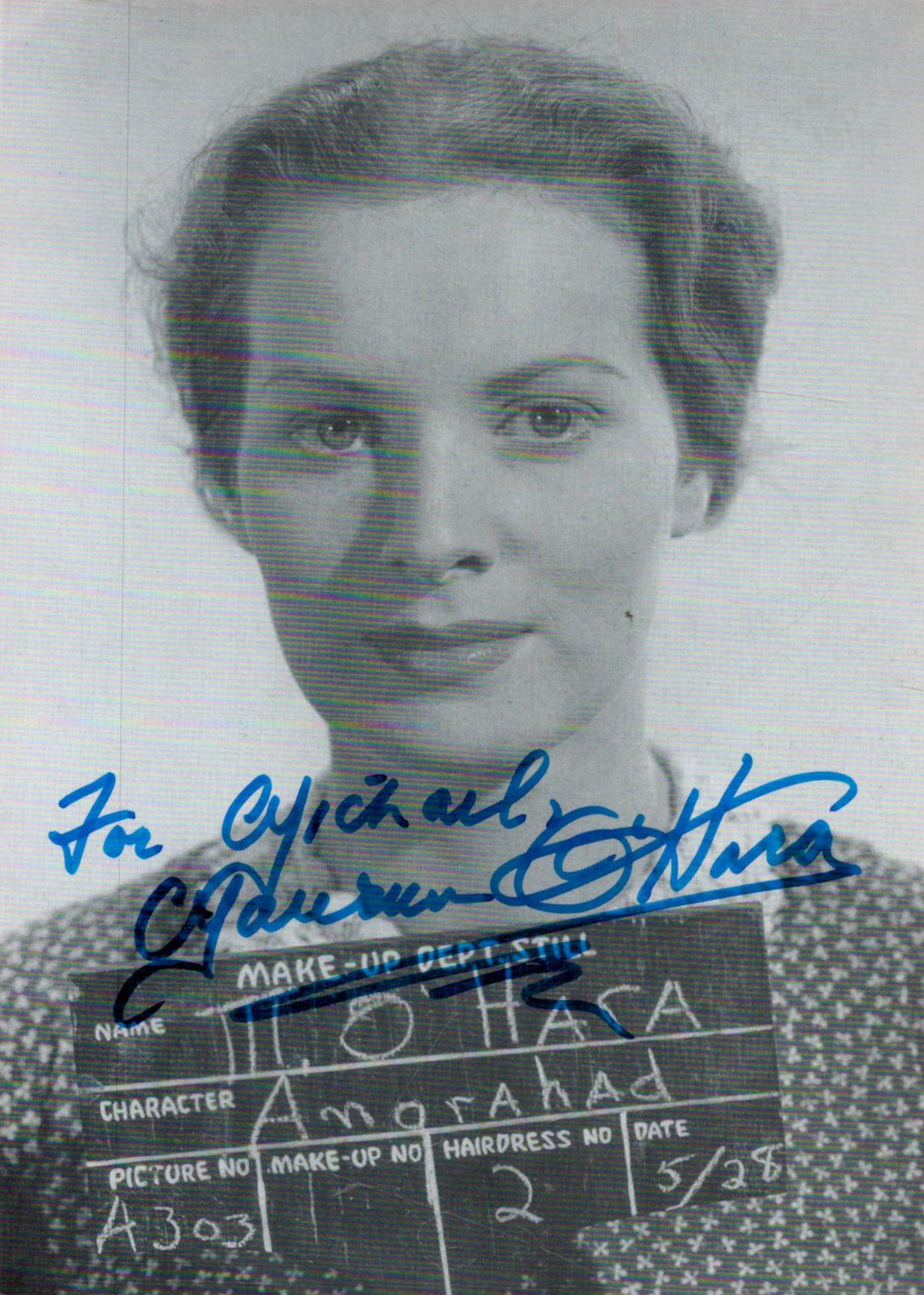 Actress Maureen O'Hara Signed 6 x 4 approx black and white magazine page cutting. Signed in blue