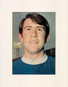 Former Everton Star Howard Kendall Signed Colour Magazine Clipping. Mounted to an overall size of 14
