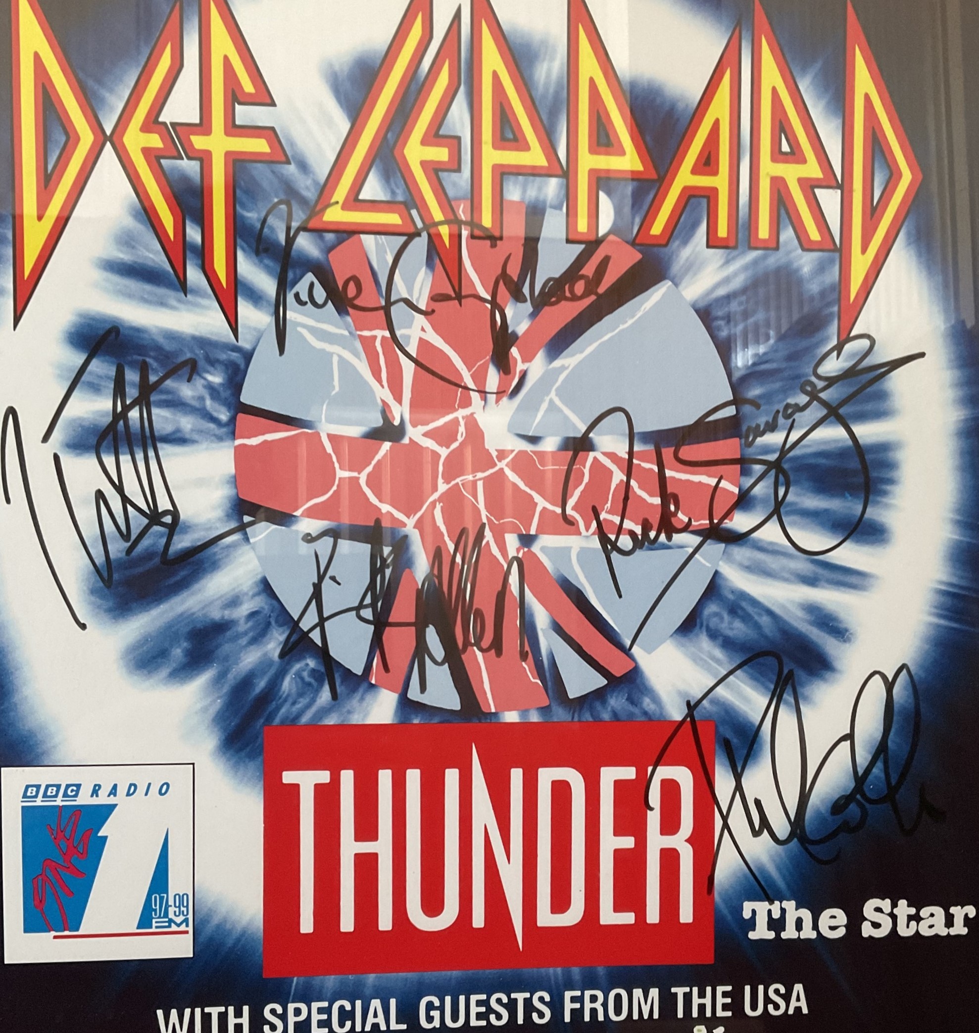 Def Leppard framed multi-signed concert poster with 5 signatures from band members across the - Image 2 of 2