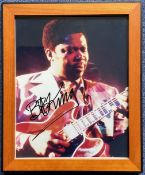 B B King Signed 10x8 inch Colour Photo in black ink, Housed in Wooden Frame Measuring 11.5 x 9.5