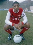 Autographed Chris Whyte 8 X 6 Photo - Col, Depicting The Arsenal Centre-Half Striking A Wonderful