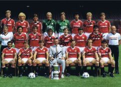 Autographed Man United 16 X 12 Photo - Col, Depicting A Wonderful Image Showing The 1983 Fa Cup