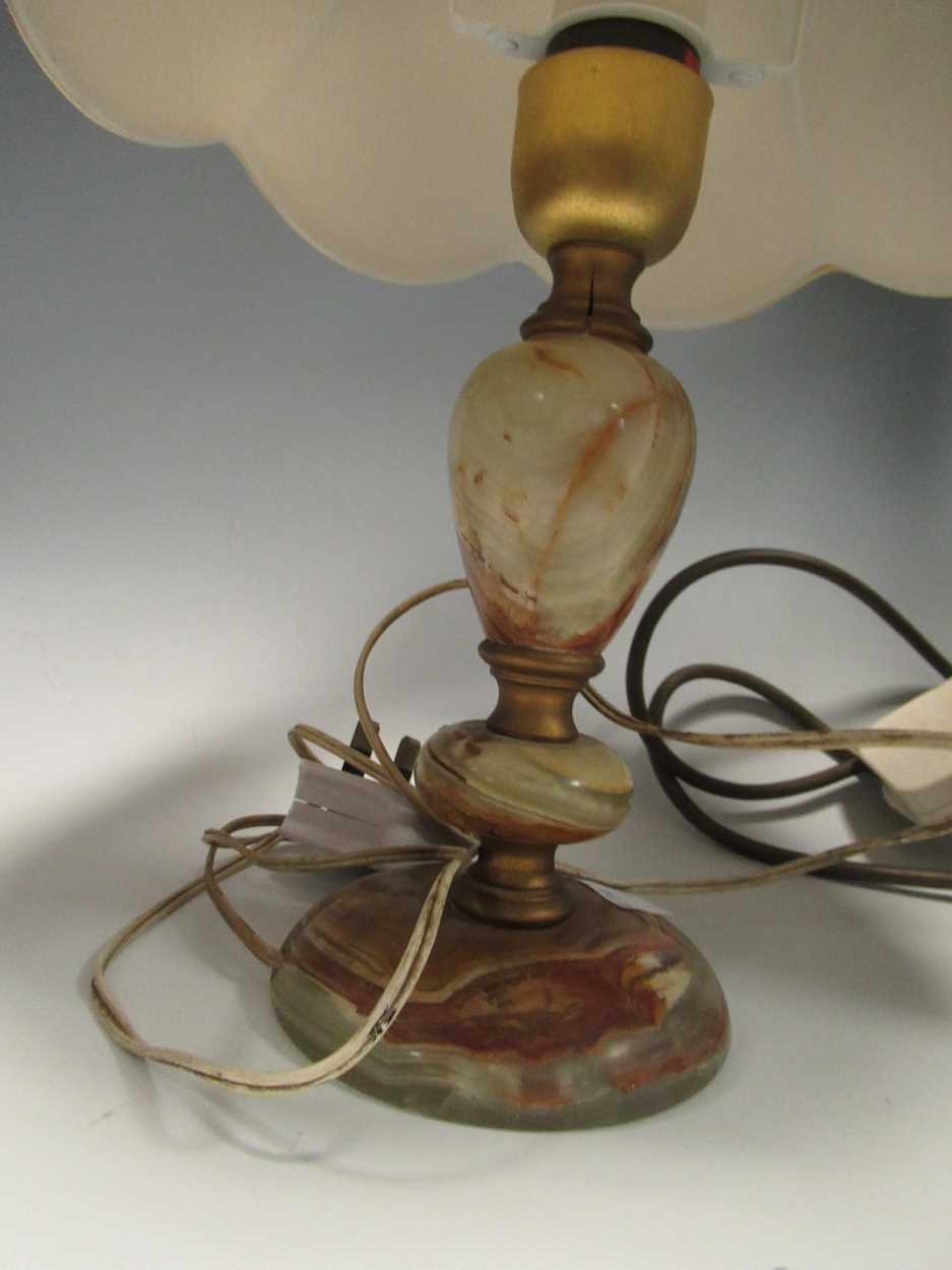 A modern gilt metal four branch table light, two other onyx-based lamps and a modern figural lamp - Image 4 of 9
