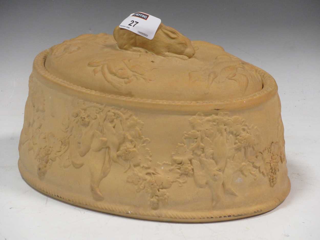 A Wedgwood creamware game pie dish, cover and linerCondition report: Slight ware to relief