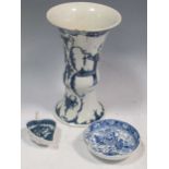 Worcester porcelain trumpet vase, 18th century, an egg skimmer and a leaf dish (3)