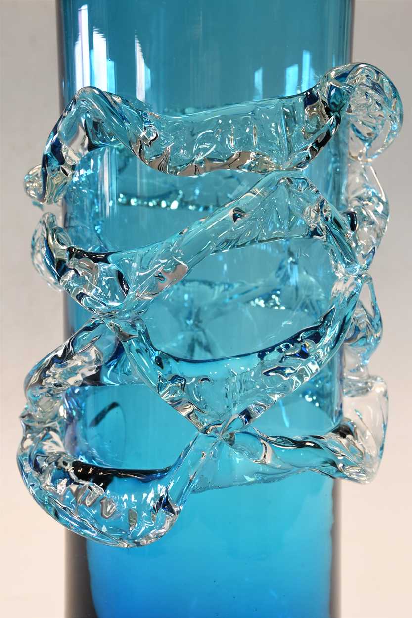 A tall turquoise glass chimney vase, - Image 2 of 6