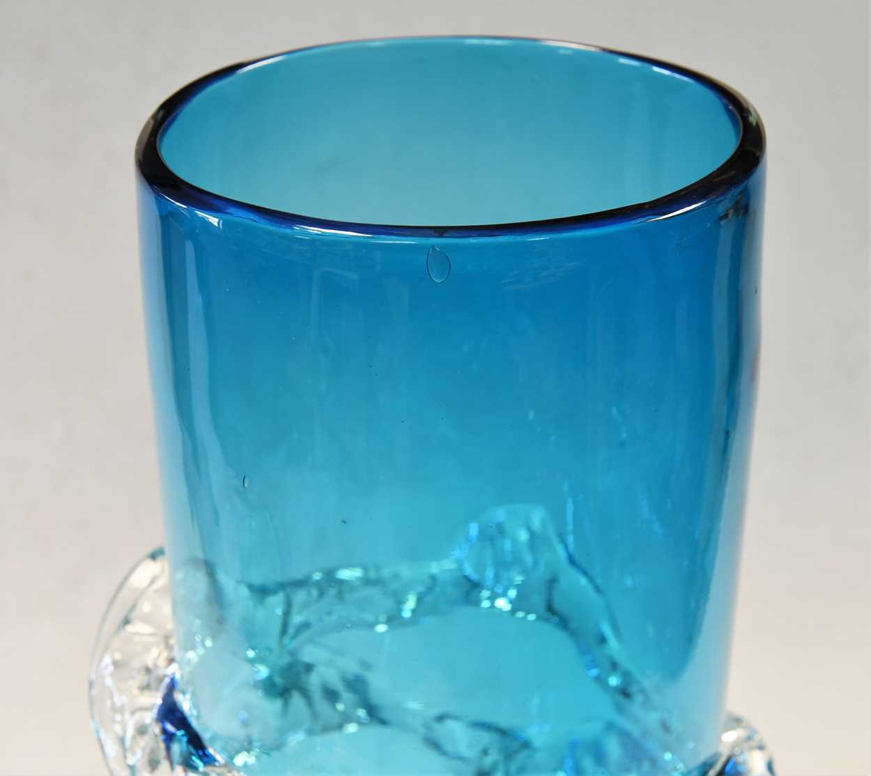 A tall turquoise glass chimney vase, - Image 5 of 6
