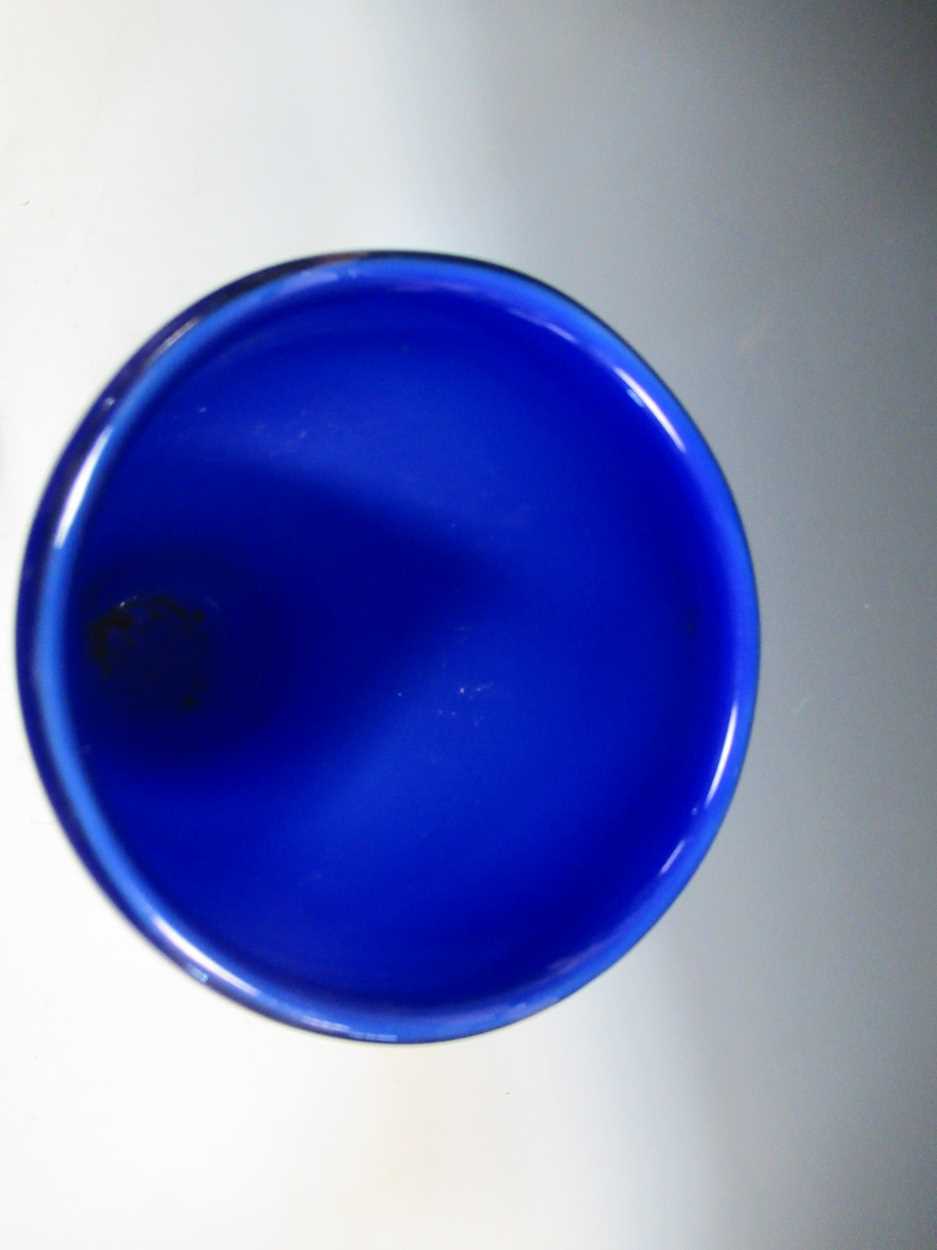 A Chemists blue glass jar and cover, 68cm high - Image 2 of 6
