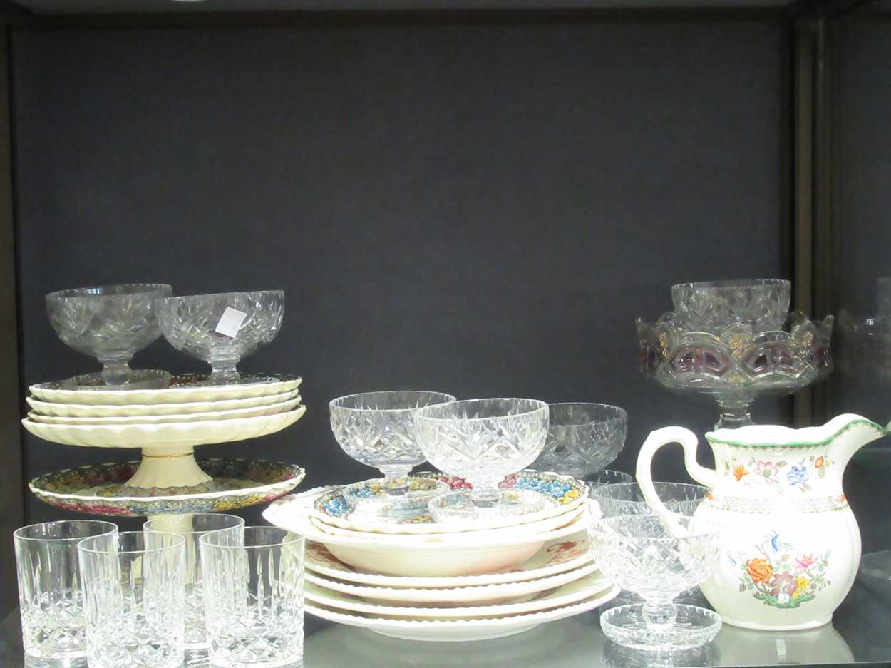 Mixed china and glass, 19th century and 20th century including blue and white wares - Bild 4 aus 9