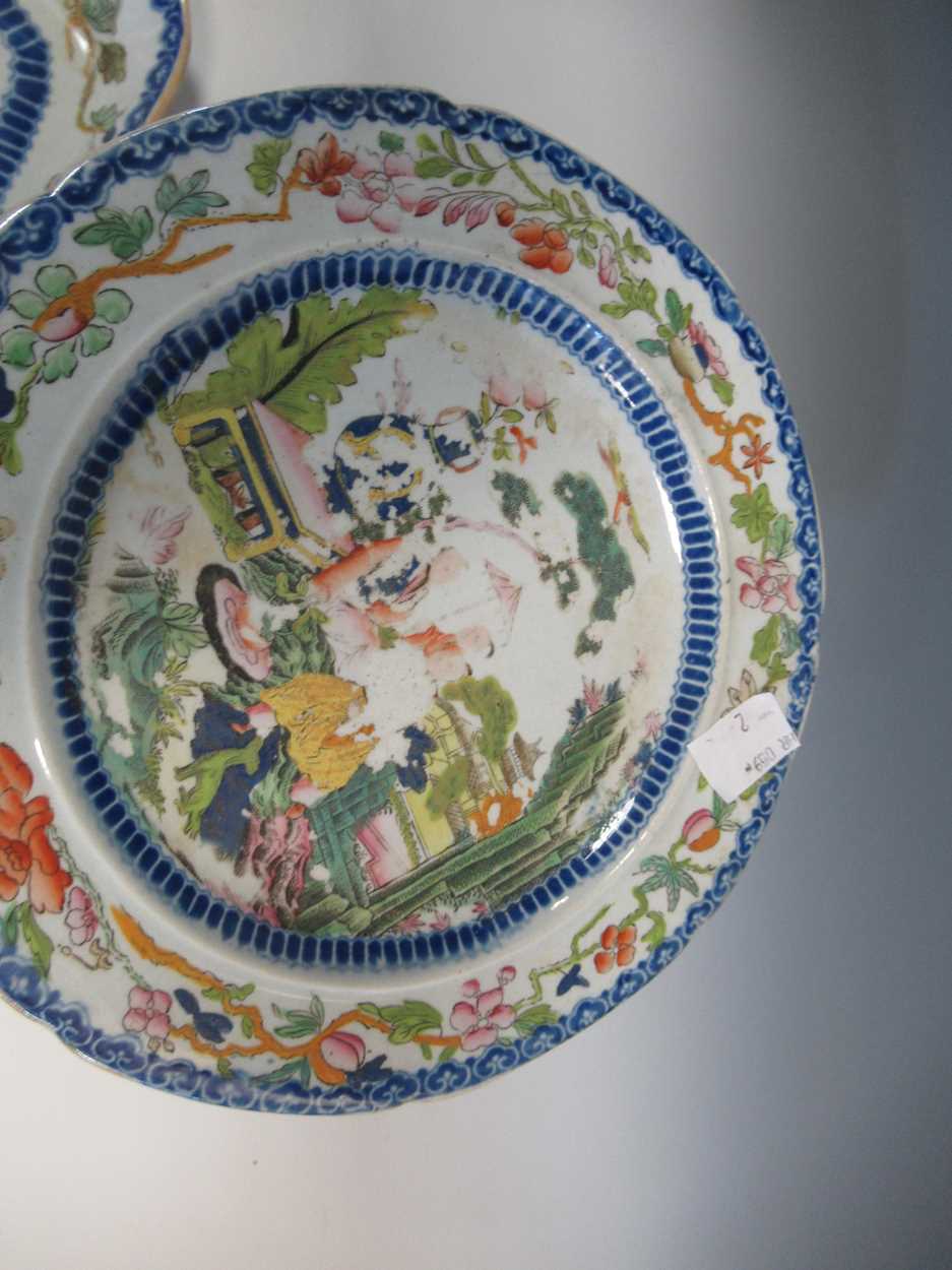 Mason's Ironstone part Chinoiserie service of nineteen small plates, three shaped serving plates and - Image 4 of 7