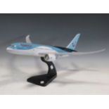 Bravo Delta model Boeing 787 Thomson Airliner, on standNose to tale: 57cmwing span: 57cm