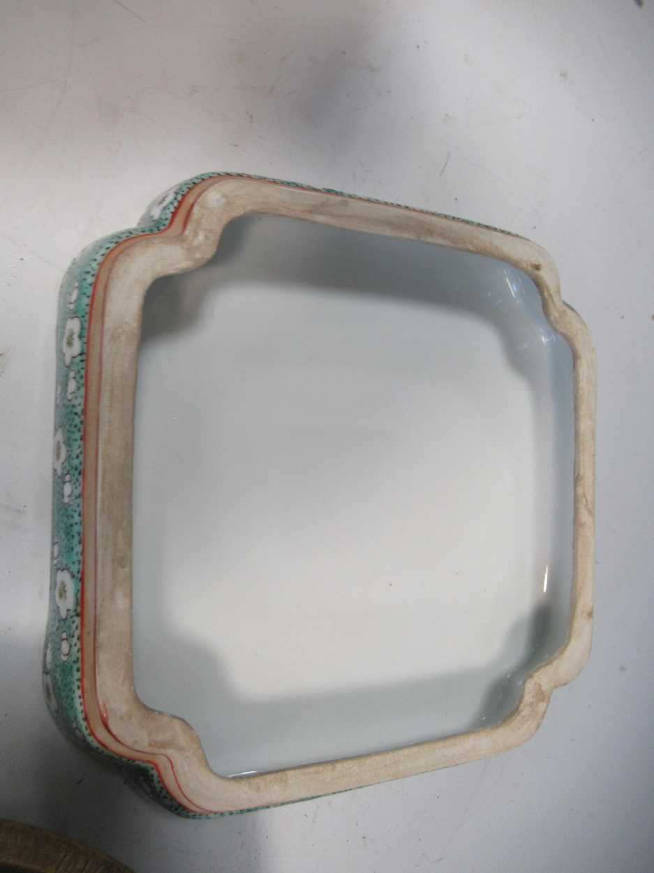 A Chinese porcelain stacking bowls and various items of metalware - Bild 5 aus 7