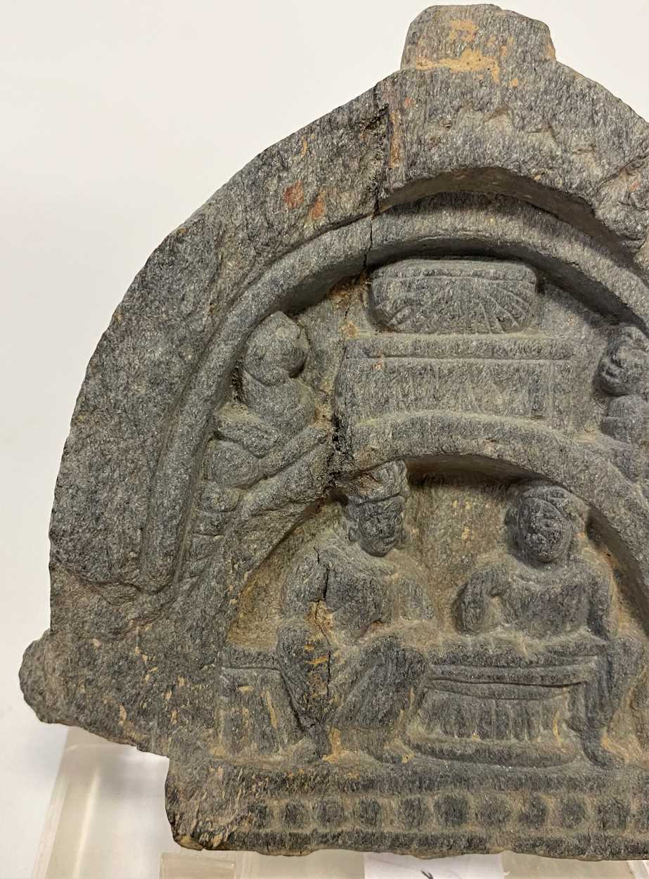 A Gandharan grey schist arched panel of Buddhist devotees, 3rd/4th century, - Image 3 of 6