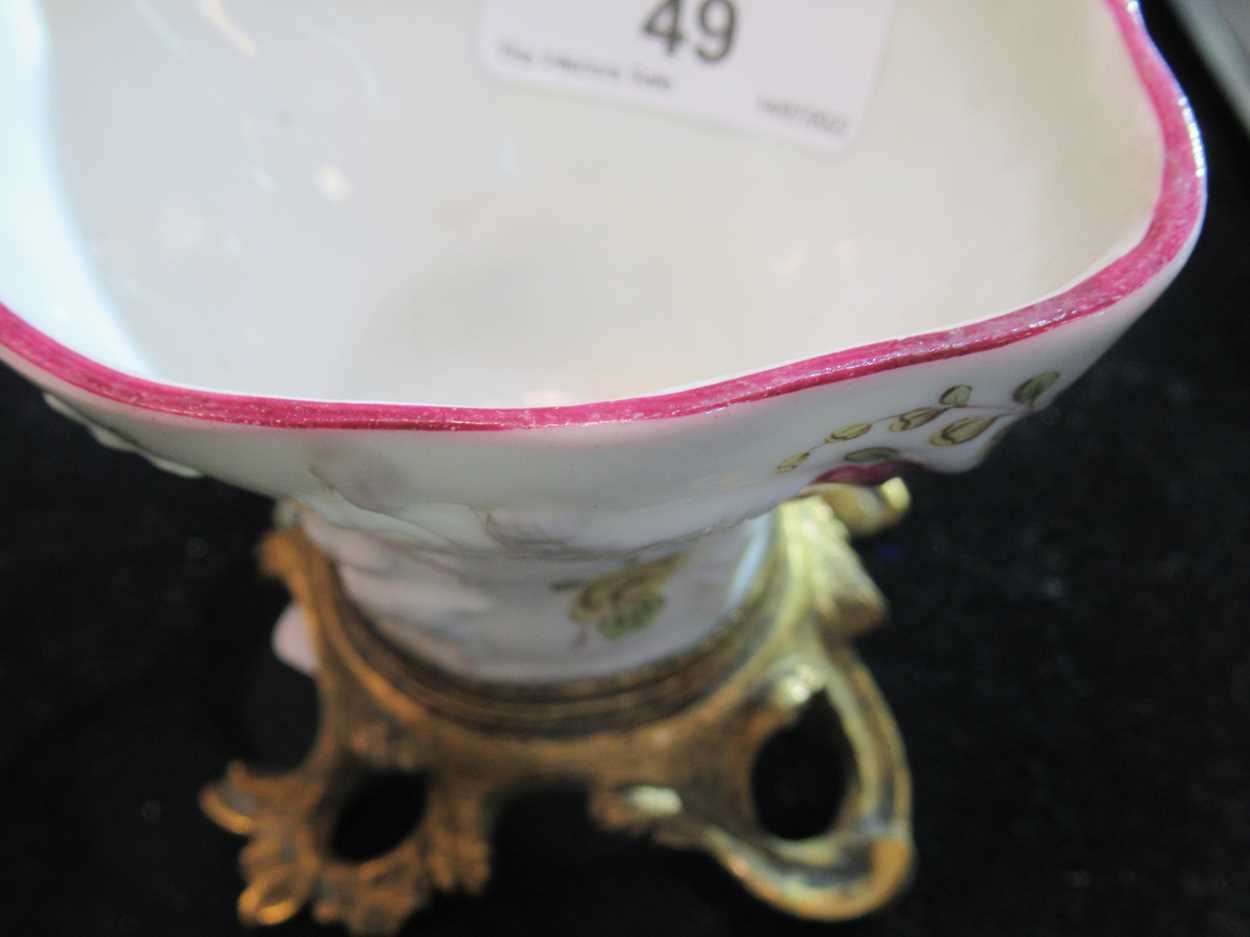 A Meissen sweetmeat bowl. in the form of a blanc de Chine libation cup with flower painted moulded - Bild 5 aus 16