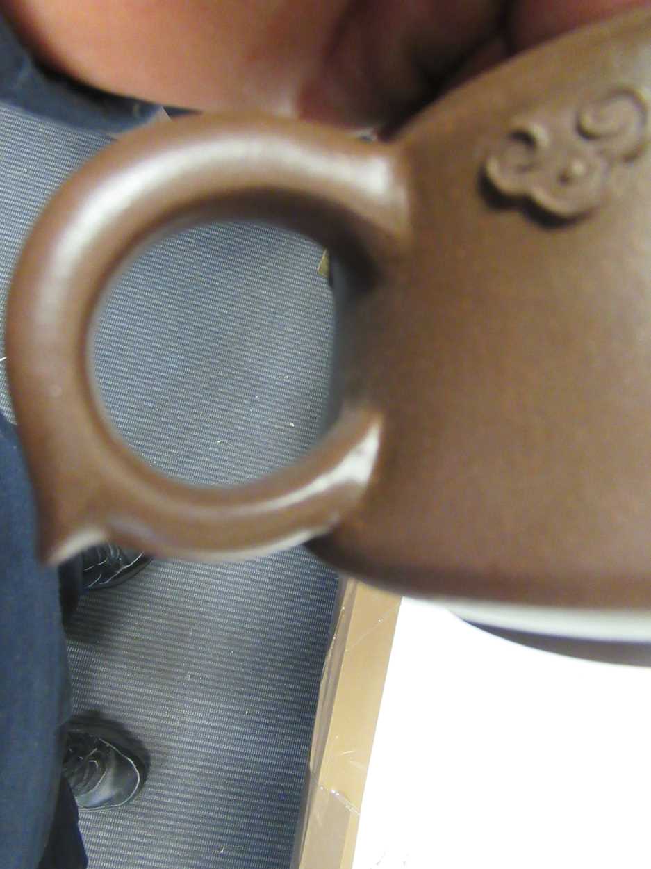 Yixing teapot, brown in colour with lid, 11cm tall - Bild 5 aus 6