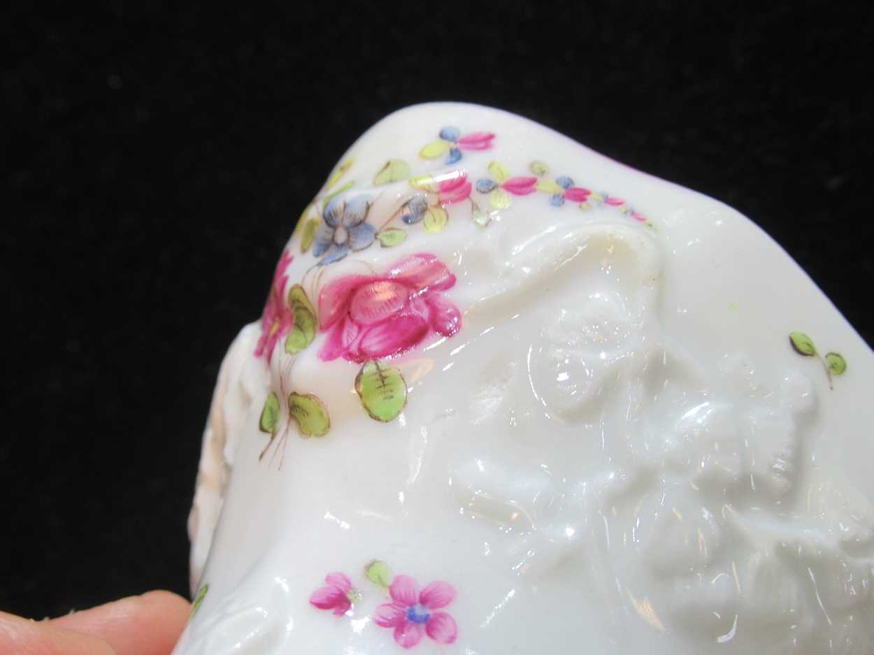 A Meissen sweetmeat bowl. in the form of a blanc de Chine libation cup with flower painted moulded - Bild 16 aus 16