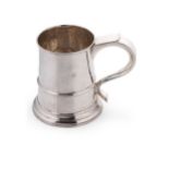 A George III 18th century silver tankard,