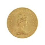 Elizabeth II gold sovereign 1976