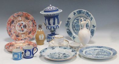 A collection of ceramics to include an 18th/early 19th Wedgwood scent bottle, a Wedgewood blue