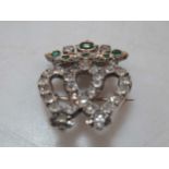 A double heart paste brooch, weight 7.8g, cased