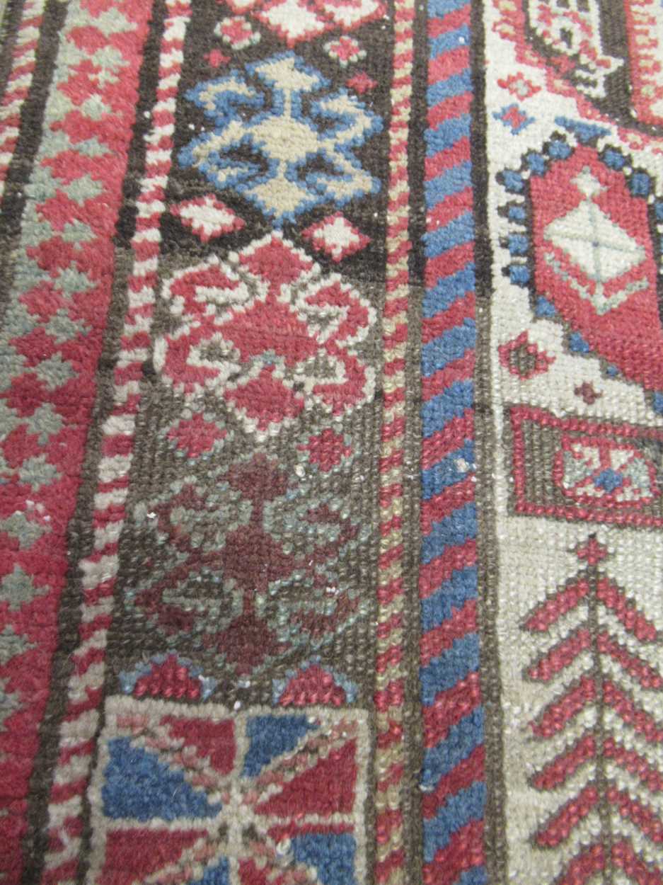 A late 19th century Akstafa prayer rug with boteh field, 173 x 85cmRug faded to various - Bild 4 aus 21