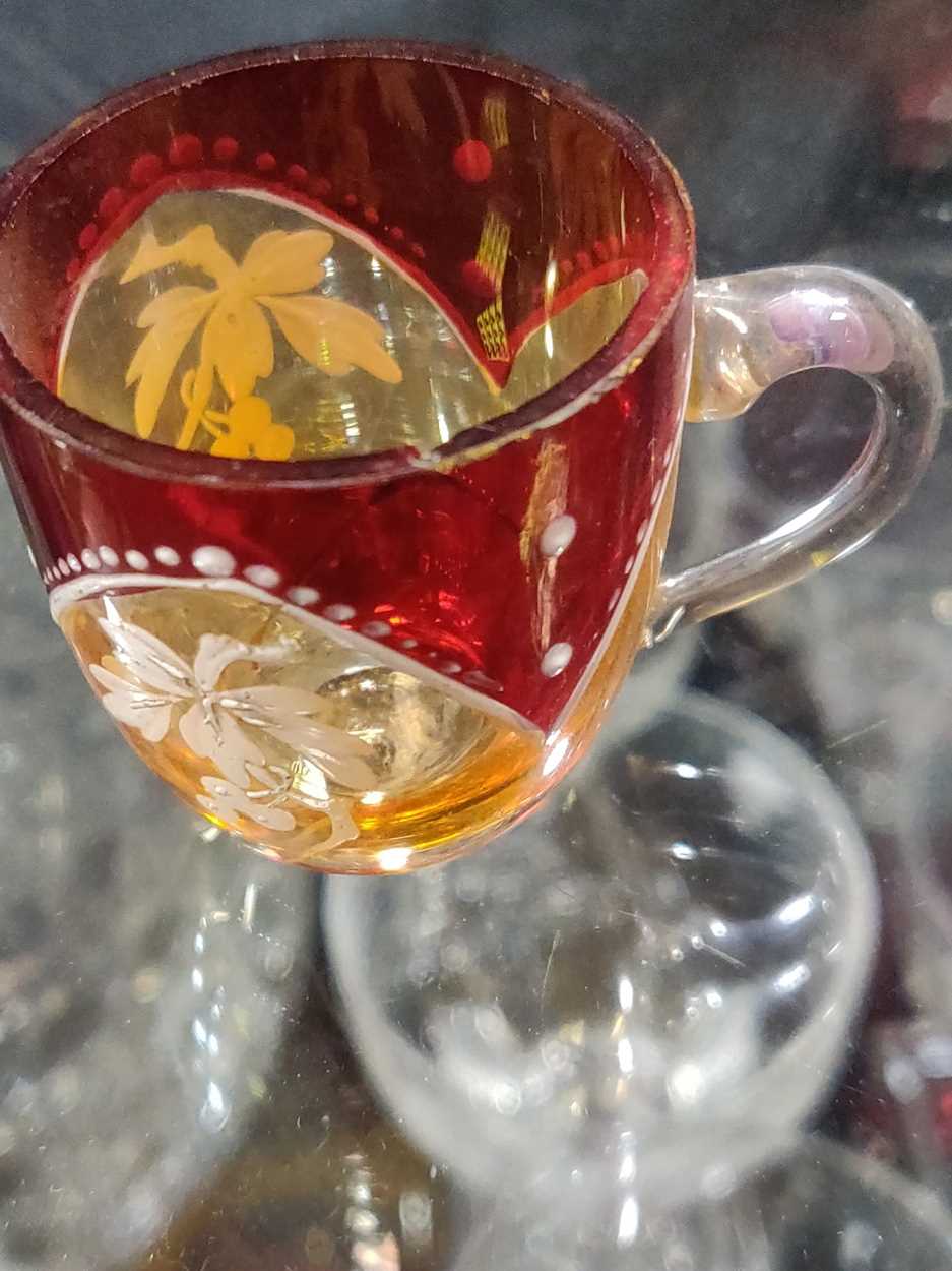 A cranberry glass and gilt cornucopia drinks dispenser with matched cranberry glass miniature - Image 10 of 21