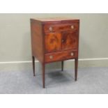 A late George III mahogany washstand, 84.5 x 51 x 43cm