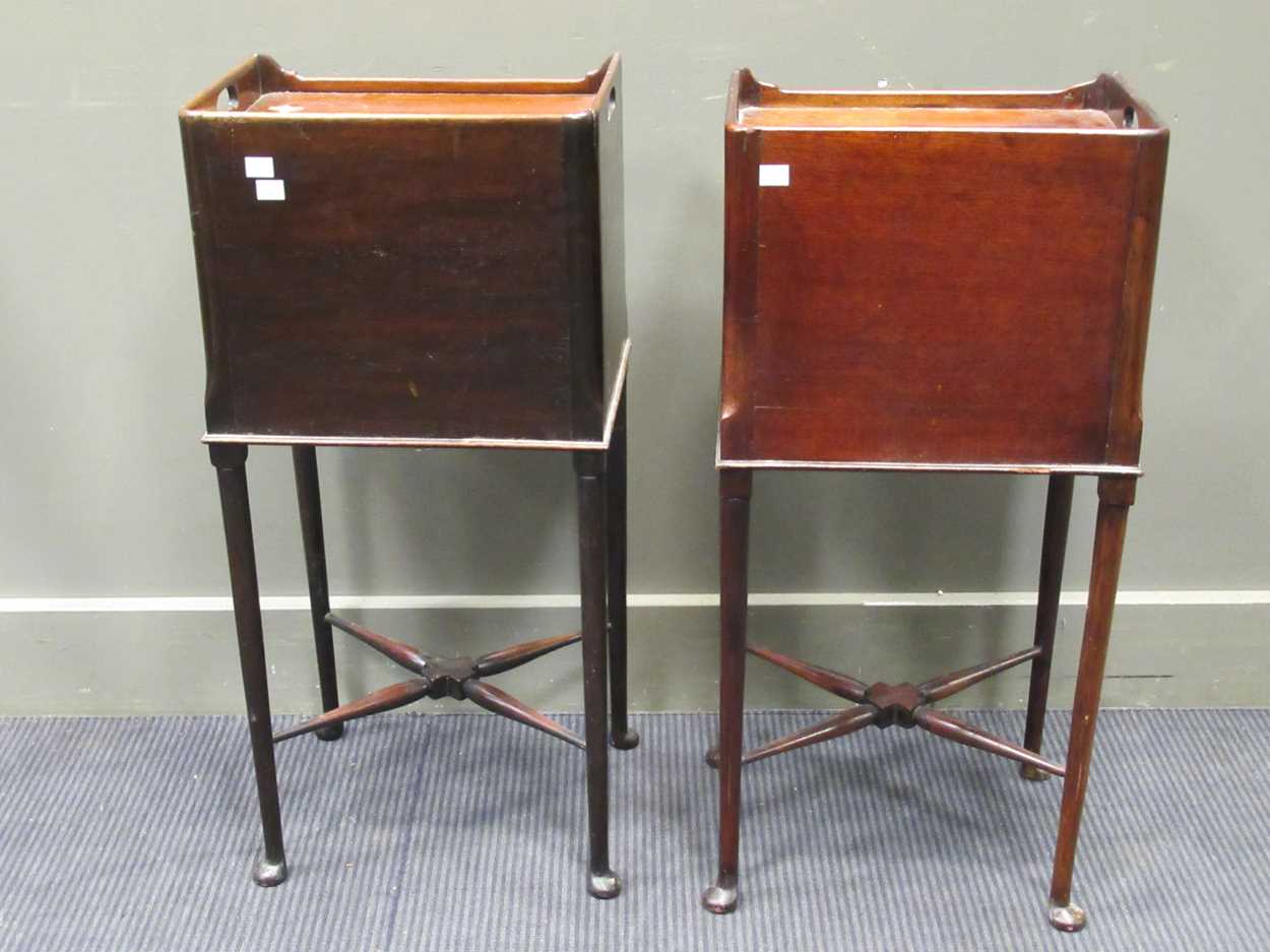 A near pair of Georgian style mahogany bedsides/ pot cupboards on pad feet 78 x 37 x 28cm ( - Image 2 of 5