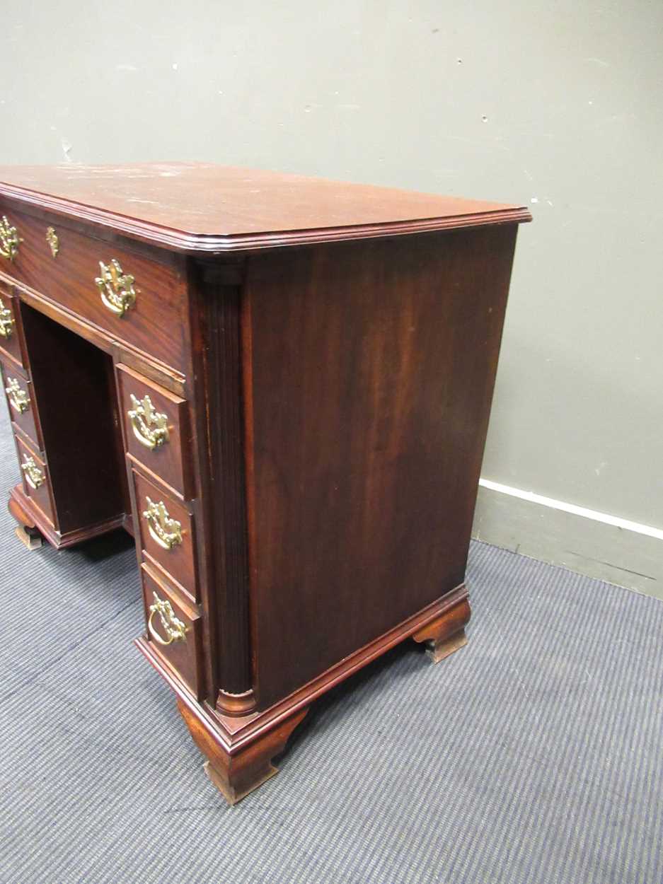 A George III style mahogany kneehole desk, 20th century, 76 x 87 x 51cm - Image 6 of 7