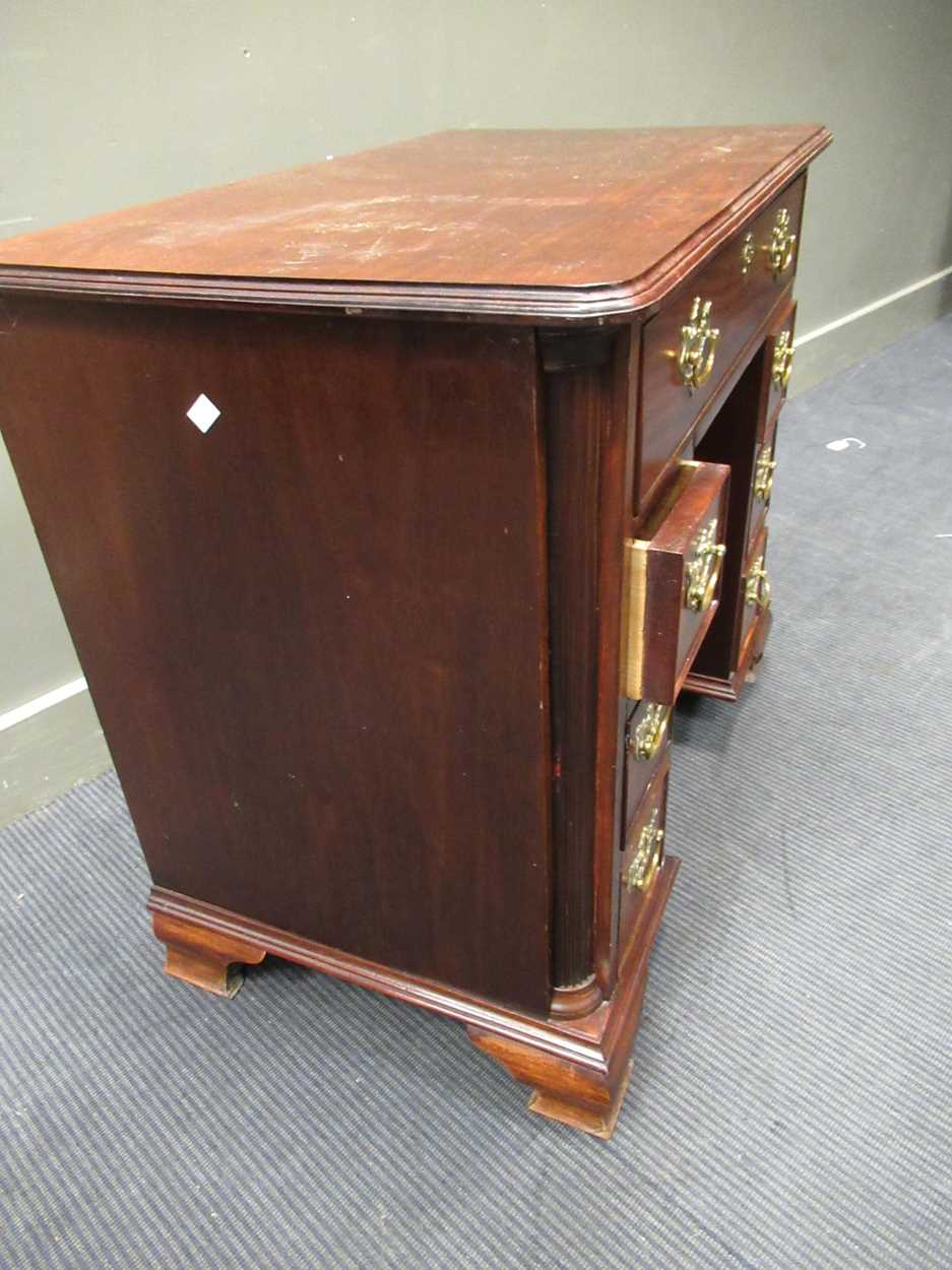 A George III style mahogany kneehole desk, 20th century, 76 x 87 x 51cm - Image 5 of 7