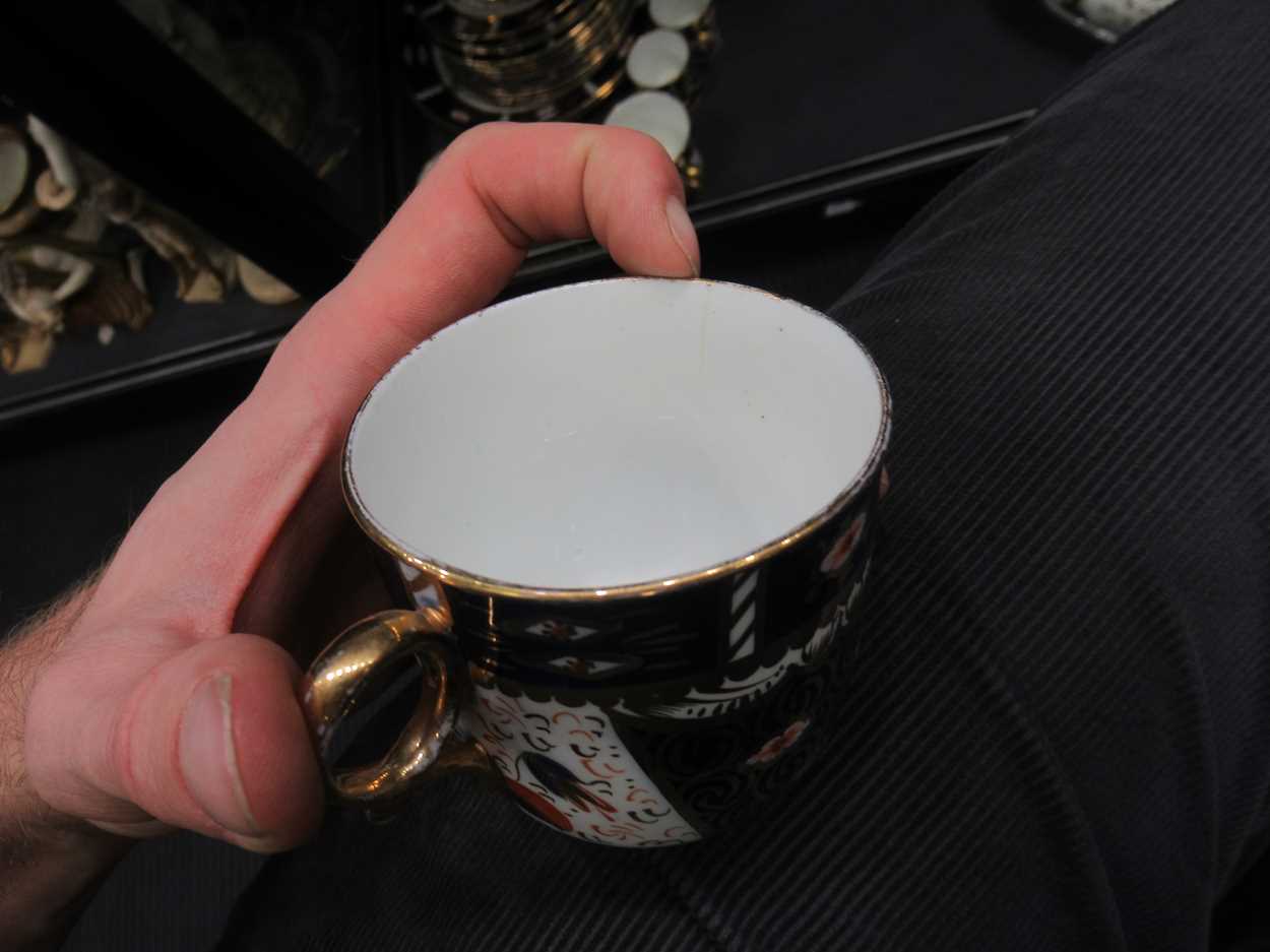 A blue and gilt part tea service, together with some matched Royal Worcester wares in a similar - Image 12 of 19